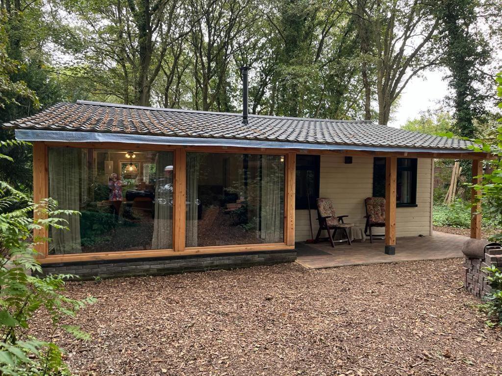 Huisje In Het Bos Zuidlaren Luaran gambar